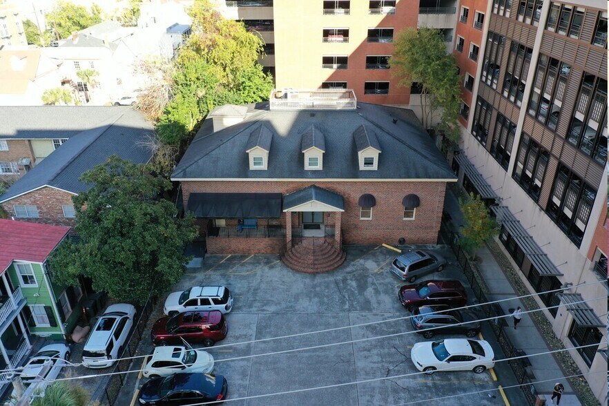 More Photos Of 162 Ashley Ave, Charleston Medical For Lease
