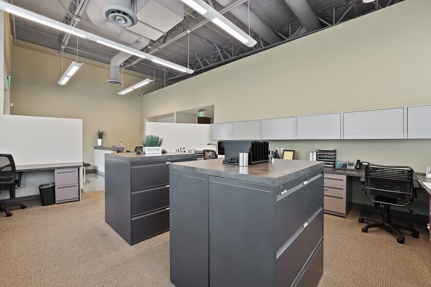 More Photos Of 9661 Irvine Center Dr, Irvine Loft Creative Space For Sale