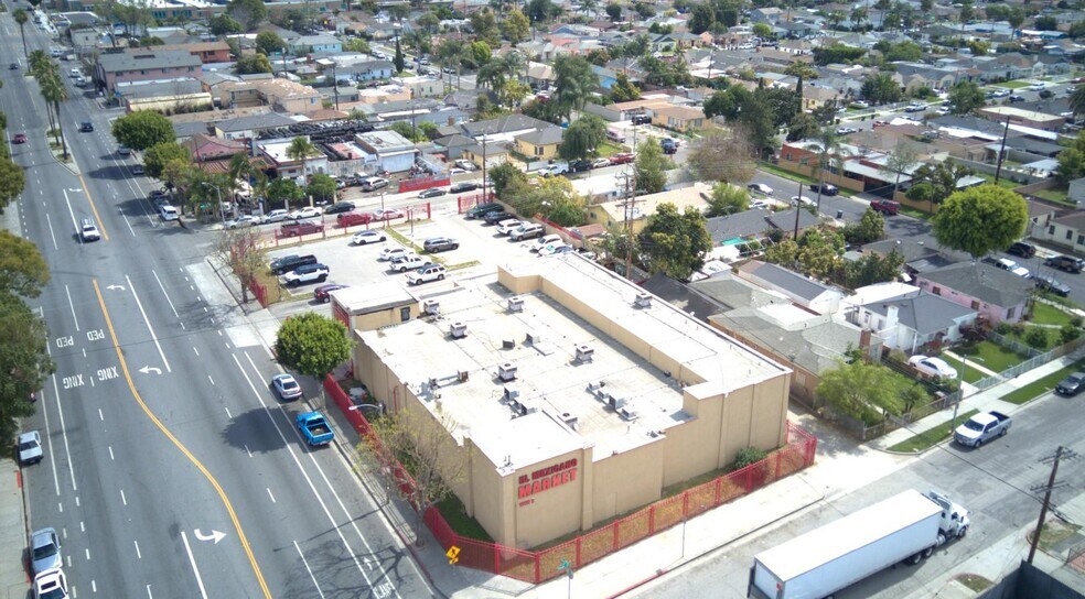 More Photos Of 1900 E Alondra Blvd, Compton Supermarket For Sale