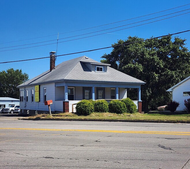Primary Photo Of 1518 Caulks Hill Rd, Saint Charles Office For Lease