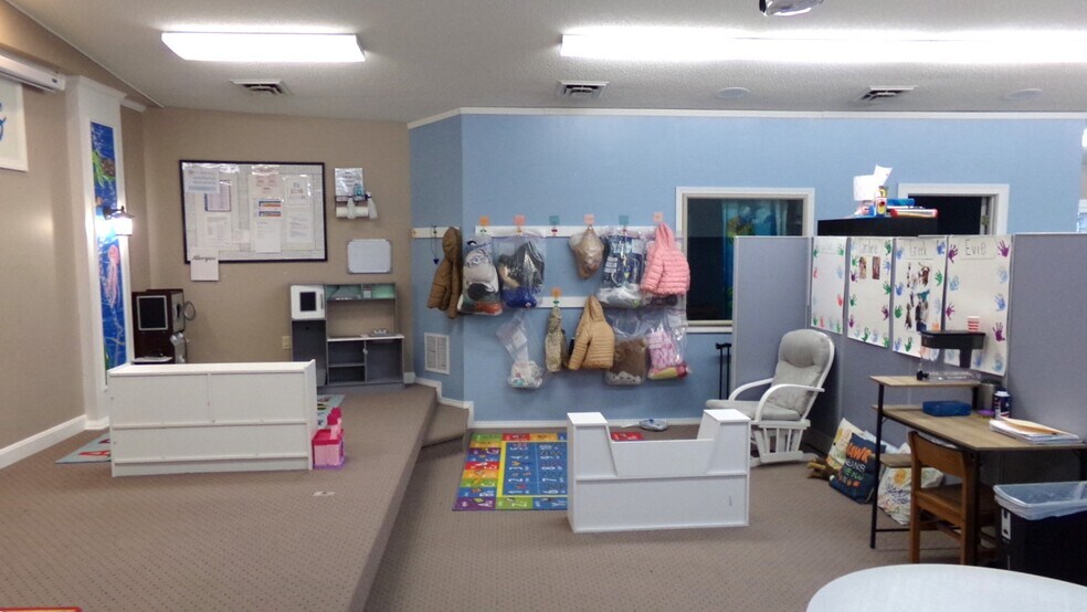 More Photos Of 2185 Highway 127 S, Owenton Office For Sale