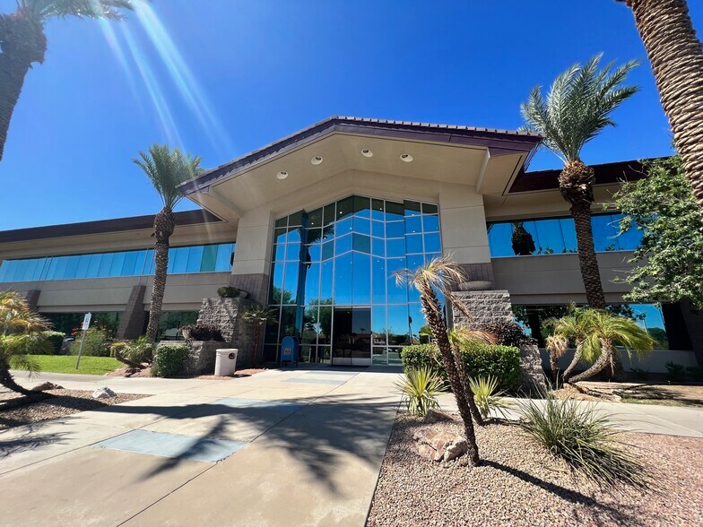 More Photos Of 3930 E Ray Rd, Phoenix Coworking Space