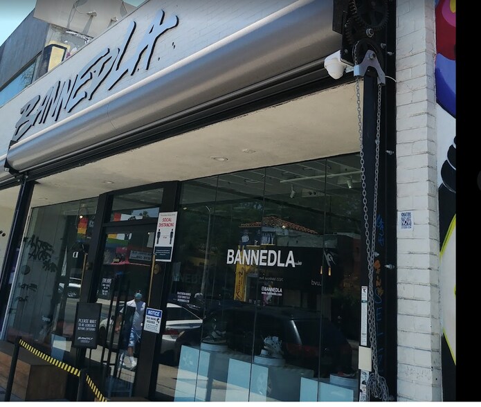 More Photos Of 7660 Melrose Ave, Los Angeles Storefront For Lease