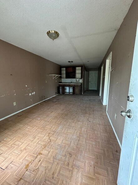 More Photos Of 4329 N Flores St, Edinburg Apartments For Sale