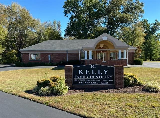 Primary Photo Of 201 Pleasant Valley Rd, Franklin Healthcare For Lease