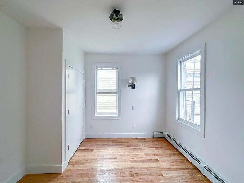 More Photos Of 239 Halladay St, Jersey City Apartments For Sale