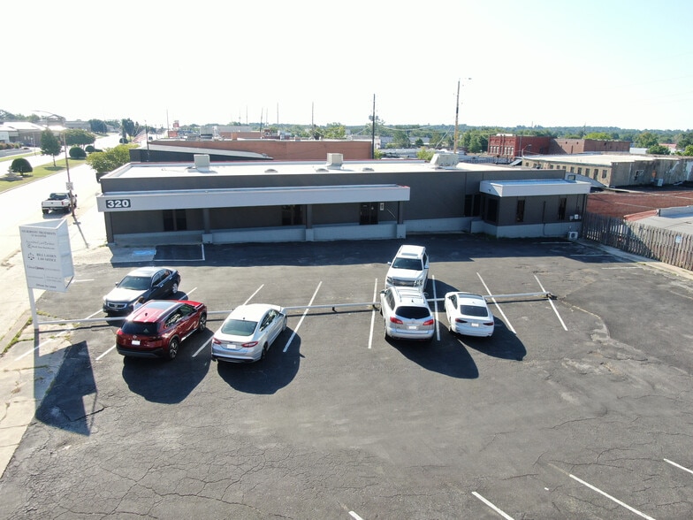 Primary Photo Of 320 E Carl Albert Pky, Mcalester Medical For Lease