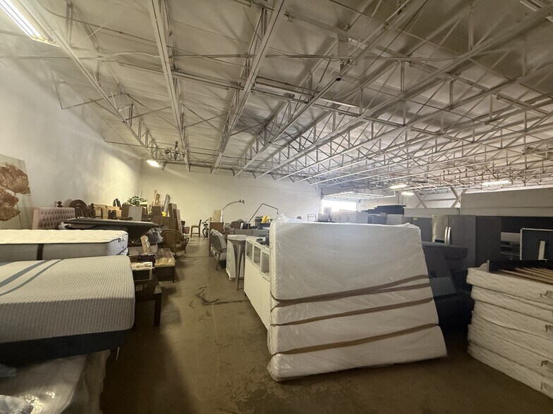 More Photos Of 2698 S Orange Blossom Trl, Orlando Warehouse For Sale