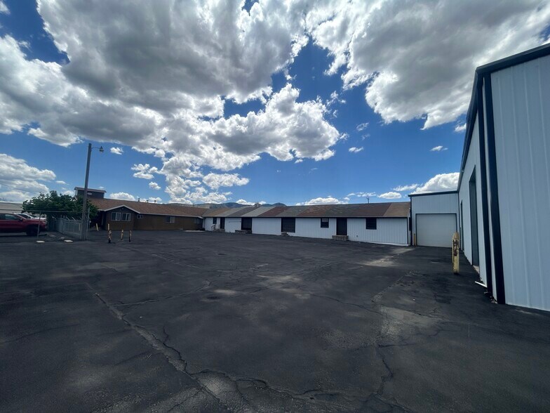 More Photos Of 1921 N Harrison Ave, Pocatello Flex For Sale