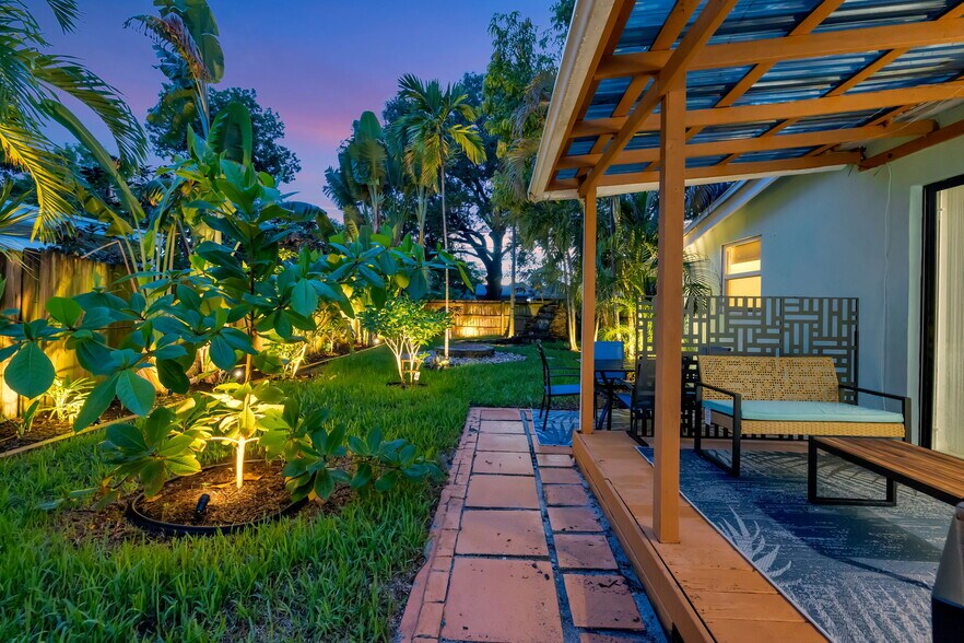 More Photos Of 1317 NE 1st Ave, Fort Lauderdale Multifamily For Sale