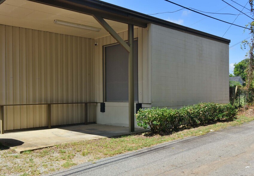 More Photos Of 511 W Broad Ave, Albany General Retail For Sale