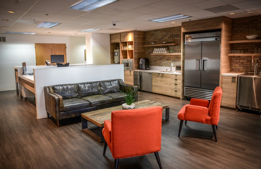 More Photos Of 1541-1551 Ocean Ave, Santa Monica Apartments For Lease