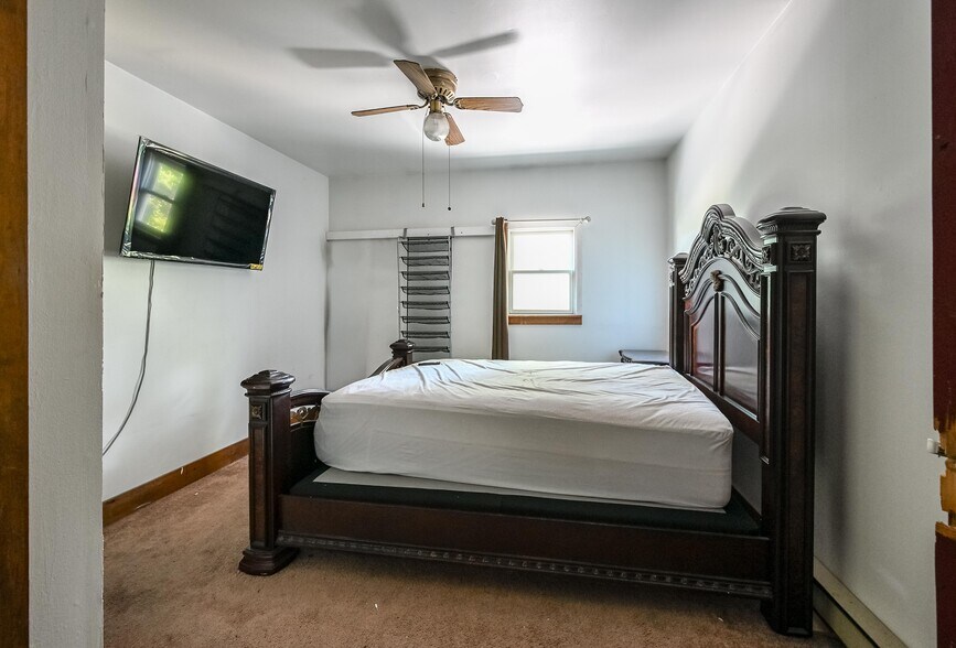 More Photos Of 329 Kent Rd, New Milford Apartments For Sale