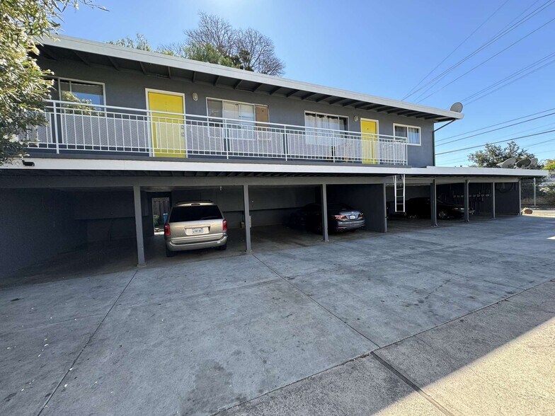 More Photos Of 1504 S Claremont St, San Mateo Apartments For Sale