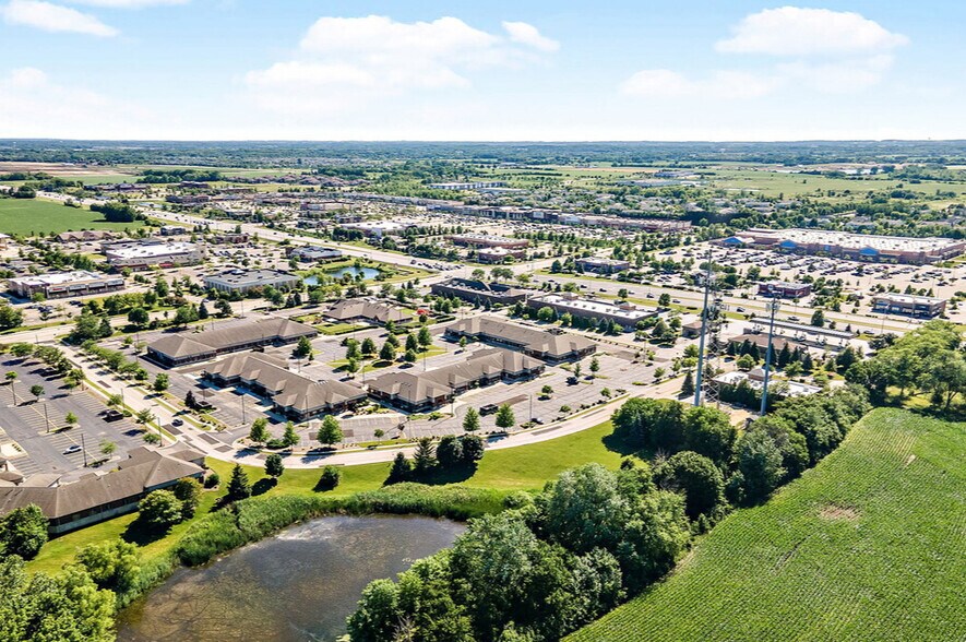 More Photos Of 1446 Merchant Dr, Algonquin Medical For Sale