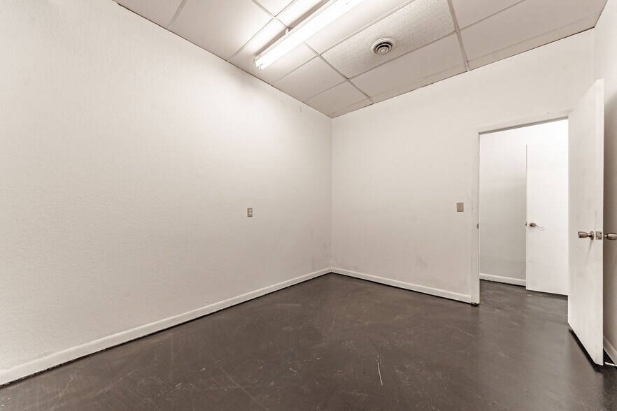 More Photos Of 323 N Commercial St, Trinidad Rehabilitation Center For Lease