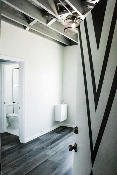 More Photos Of 1141 N Mission Rd, Los Angeles Apartments For Sale