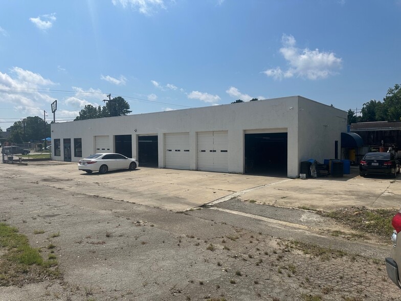 More Photos Of 751 Greenlawn Dr, Columbia Auto Repair For Lease