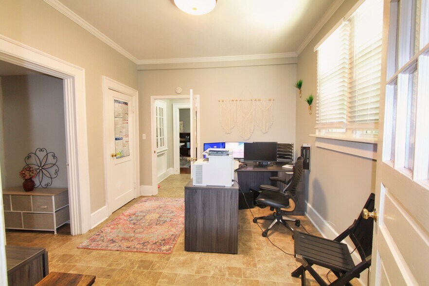 More Photos Of 1516 W Palmetto St, Florence Office Residential For Sale