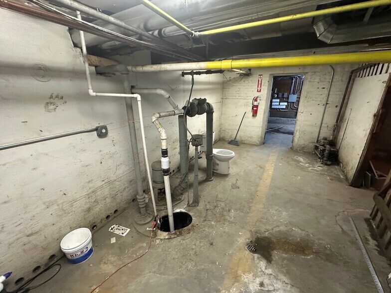 More Photos Of 5701 W Roosevelt Rd, Cicero Apartments For Lease