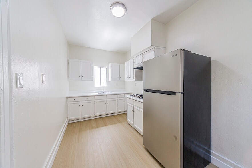 More Photos Of 2505-2509 Malabar St, Los Angeles Apartments For Sale