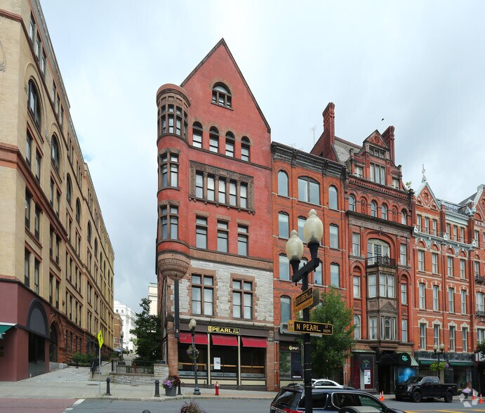 More Photos Of 1 Steuben St, Albany Office Residential For Lease