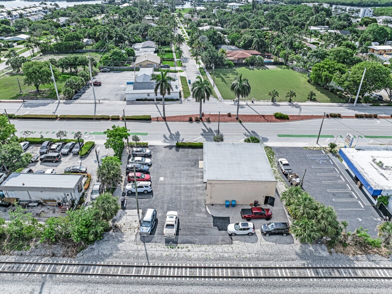 More Photos Of 925 N Federal Hwy, Boynton Beach Auto Repair For Sale