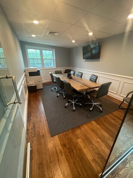 More Photos Of 70 W Main St, East Islip Freestanding For Sale
