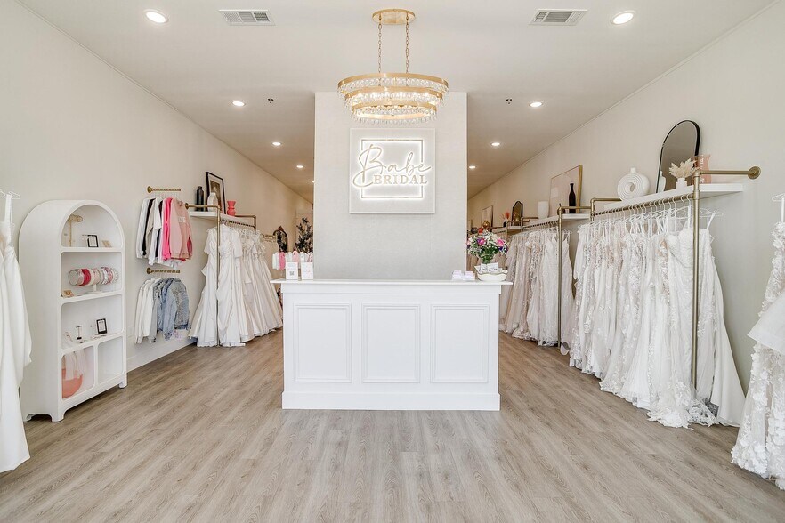 More Photos Of 1801 Lone Oak Rd, Weatherford Storefront Retail Office For Lease