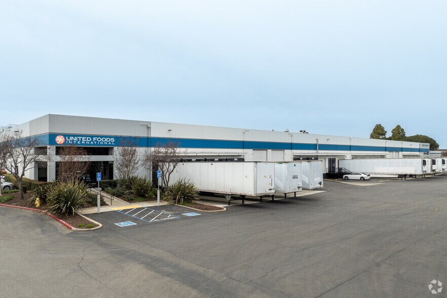 More Photos Of 23411-23447 Cabot Blvd, Hayward Warehouse For Lease