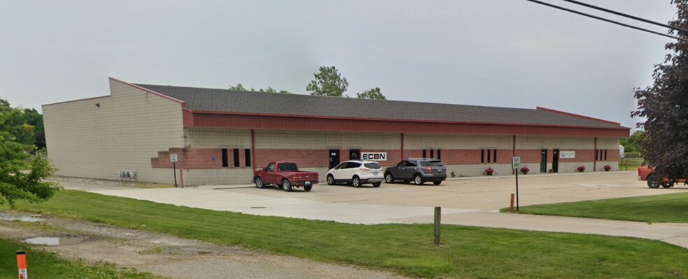 Primary Photo Of 910-916 Huber Dr, Monroe Light Manufacturing For Lease