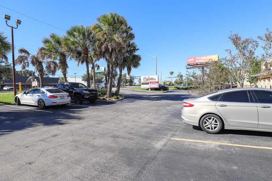 More Photos Of 3545 SW 34th St, Gainesville Unknown For Lease