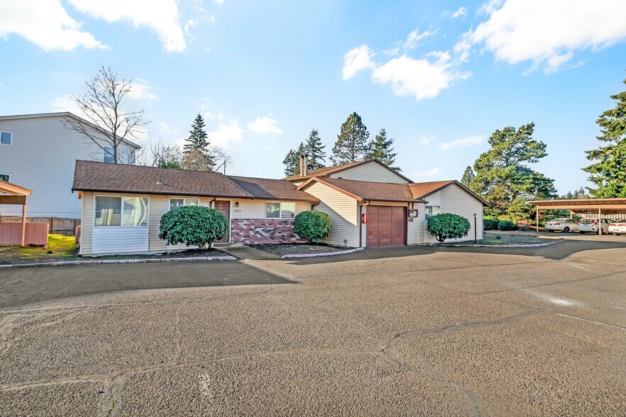 More Photos Of 2341 SE 152nd Ave, Portland Apartments For Sale