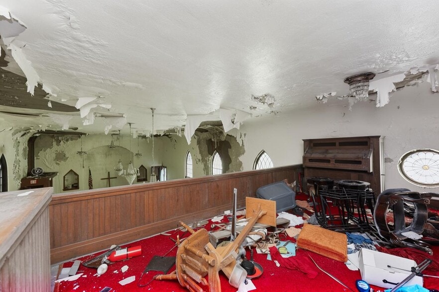 More Photos Of 1215 South Ave, Niagara Falls Religious Facility For Sale