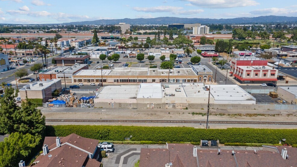 More Photos Of 12132 Front St, Norwalk Storefront Retail Office For Lease