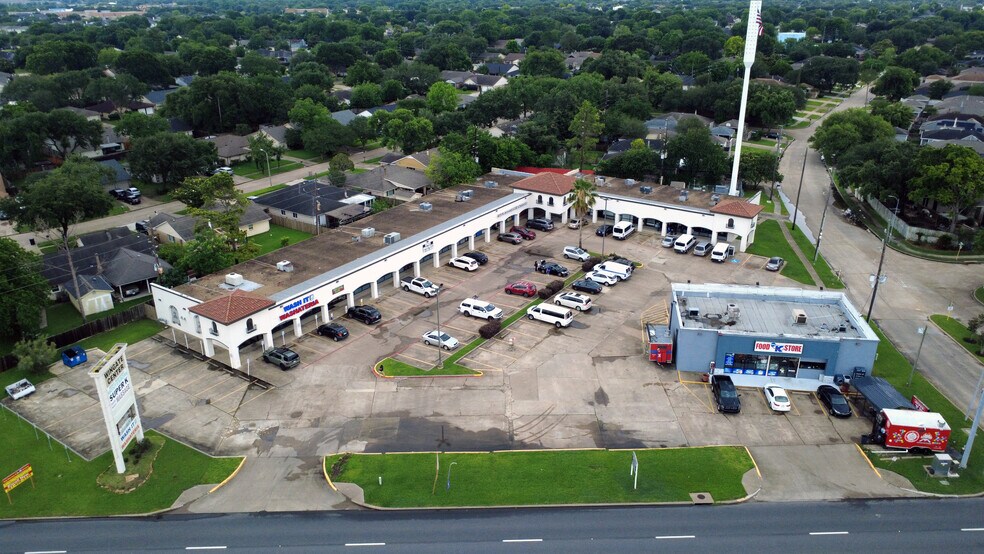 More Photos Of 15965 Westheimer Rd, Houston Unknown For Lease