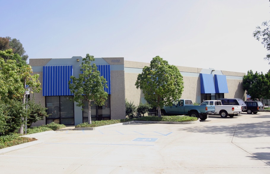 More Photos Of 9885 Mesa Rim Rd, San Diego Unknown For Lease