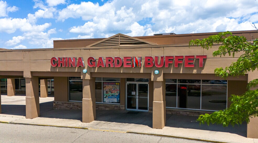 More Photos Of 1102-1192 W Kemper Rd, Cincinnati Unknown For Lease