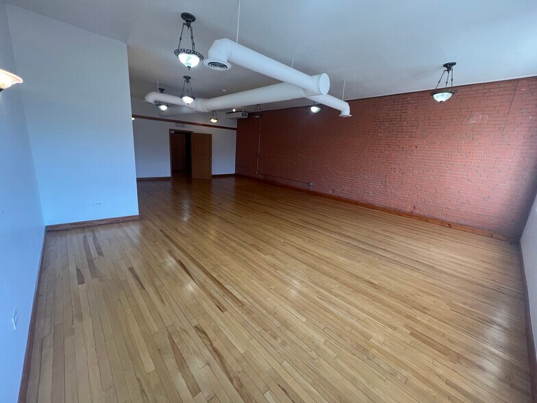 More Photos Of 60 S Broadway, Aurora Storefront Retail Office For Lease