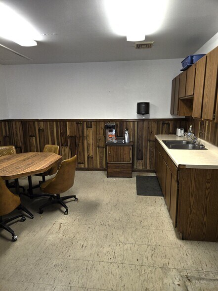 More Photos Of 211 IL-38, Rochelle Light Distribution For Lease