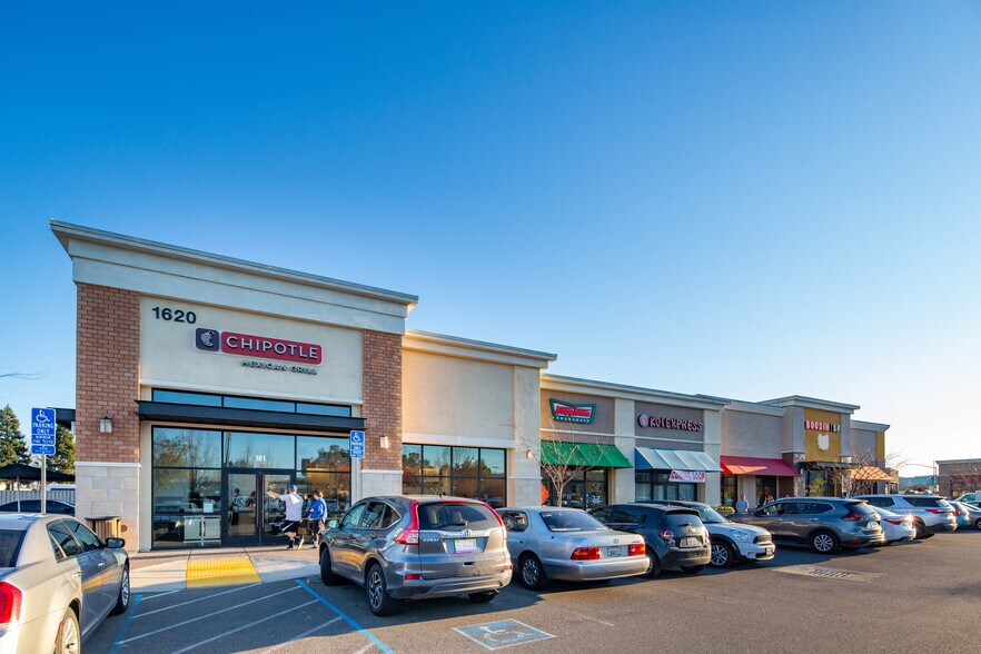 Primary Photo Of 1620 E Monte Vista Ave, Vacaville Storefront For Sale