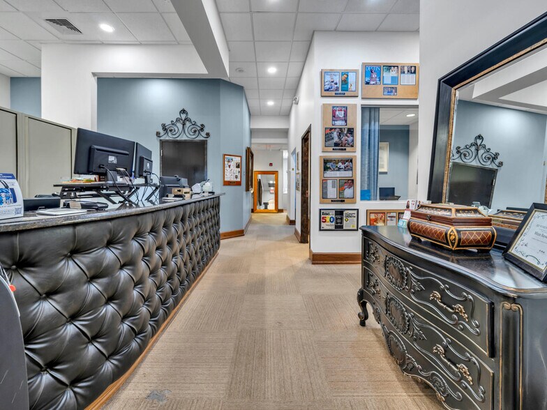 More Photos Of 4635 Gulfstarr Dr, Destin Medical For Sale