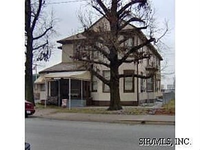 Primary Photo Of 111 N 2nd St, Dupo Apartments For Sale