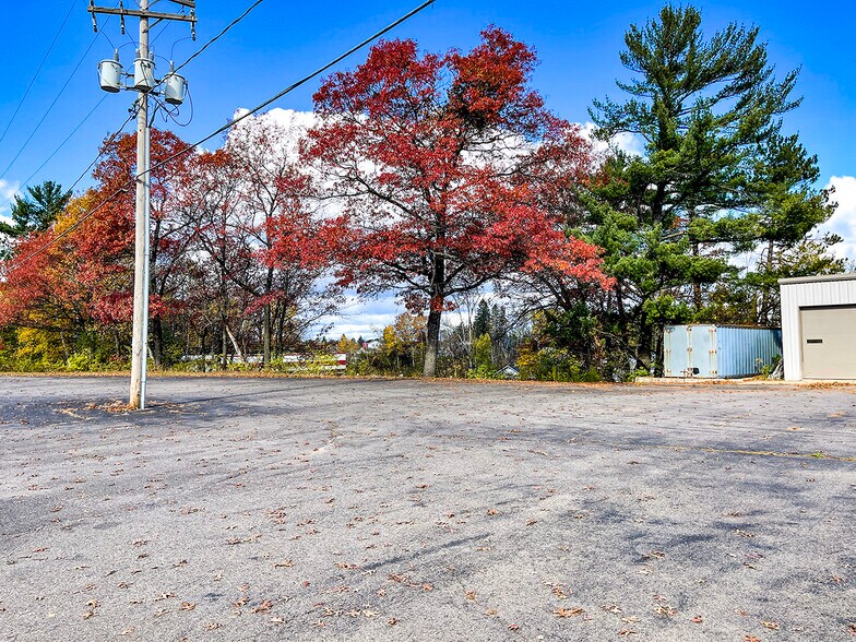 More Photos Of 459 Southgate Dr, Tomahawk Industrial For Sale