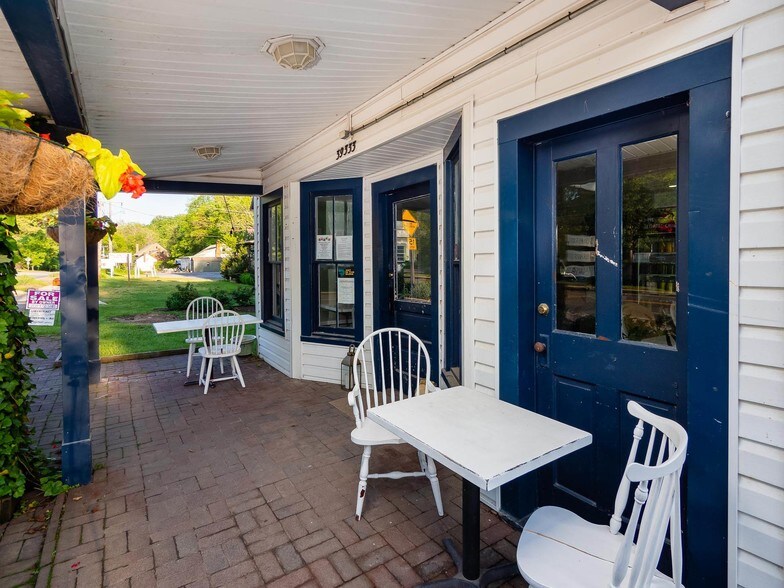 More Photos Of 39333 John Mosby Hwy, Aldie Freestanding For Lease