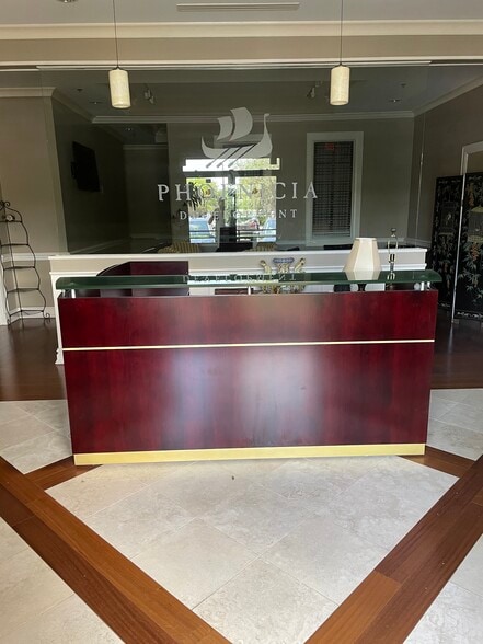 More Photos Of 7932 W Sand Lake Rd, Orlando Office For Sale