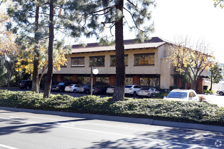 Primary Photo Of 31351 Via Colinas, Westlake Village Office For Sale