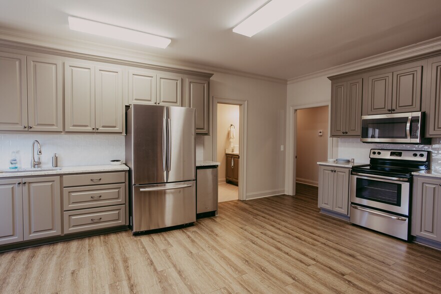 More Photos Of 797 Liberty Rd, Flowood Medical For Sale