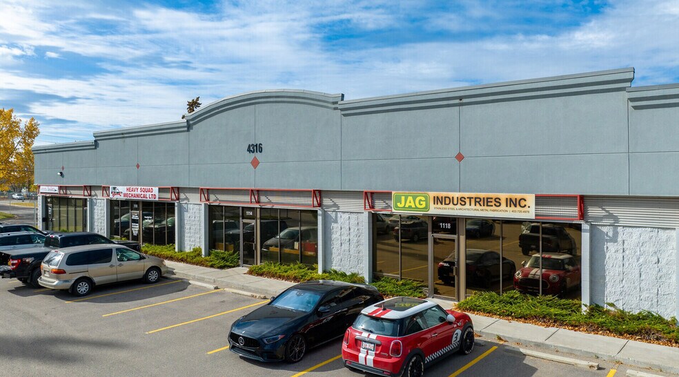 More Photos Of 4316 64 Av SE, Calgary Warehouse For Sale