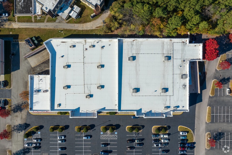 More Photos Of 1000 Carmia Way, Richmond Unknown For Lease